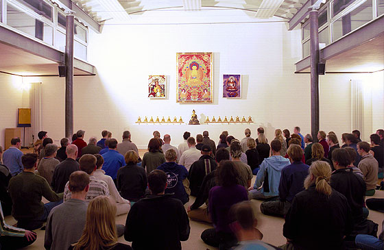 Meditation in Buddhistischen Zentrum Hamburg